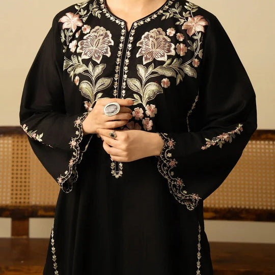 Batool 2-Piece Stitched Winter Suit – Black Cutwork Embroidered Cotton/Dhanak Set - Large